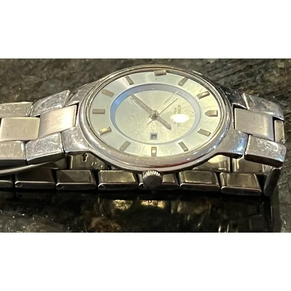 Kenneth Cole Mens Watch Silver Tone Steel Bracelet KC3342 New Battery 7.5